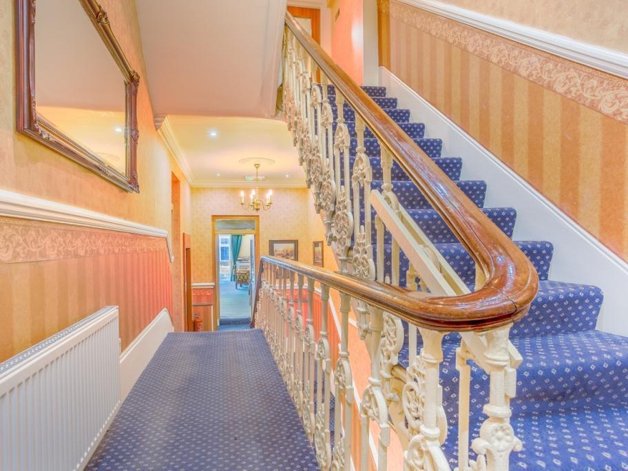 London Town Hotel Екстер'єр фото