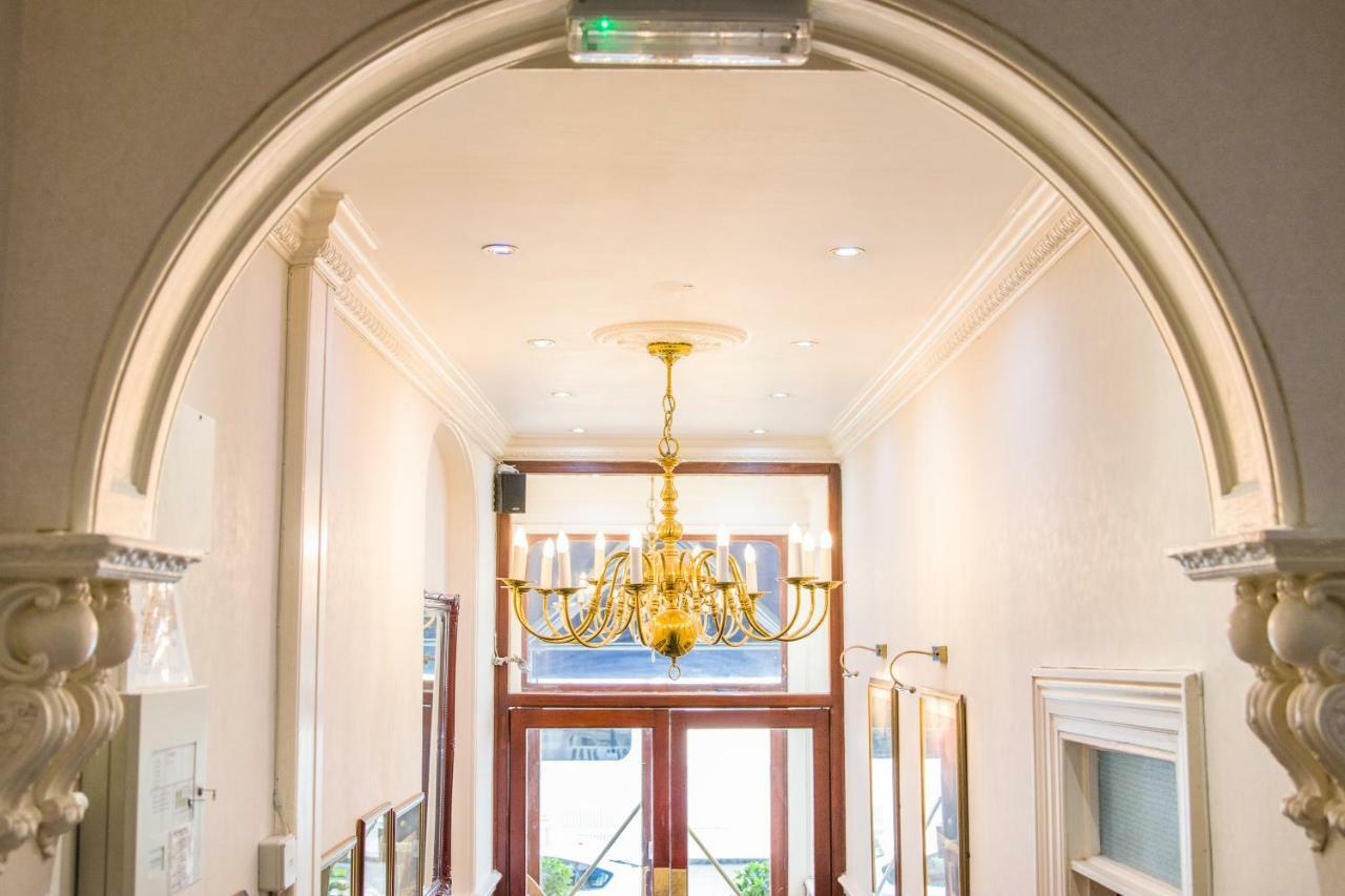 London Town Hotel Екстер'єр фото