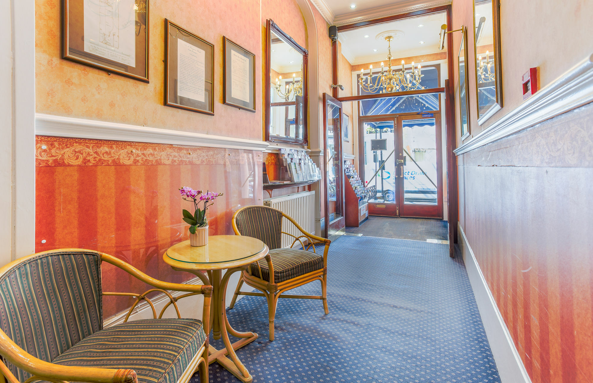 London Town Hotel Екстер'єр фото